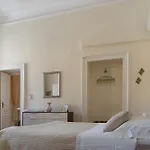 Via Veneto 5