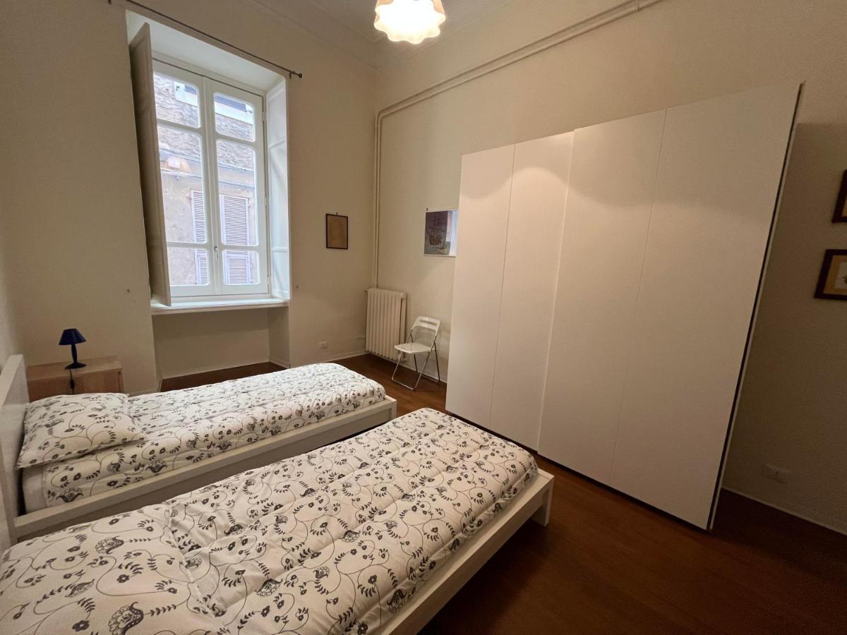 Via Veneto 5 * Alassio